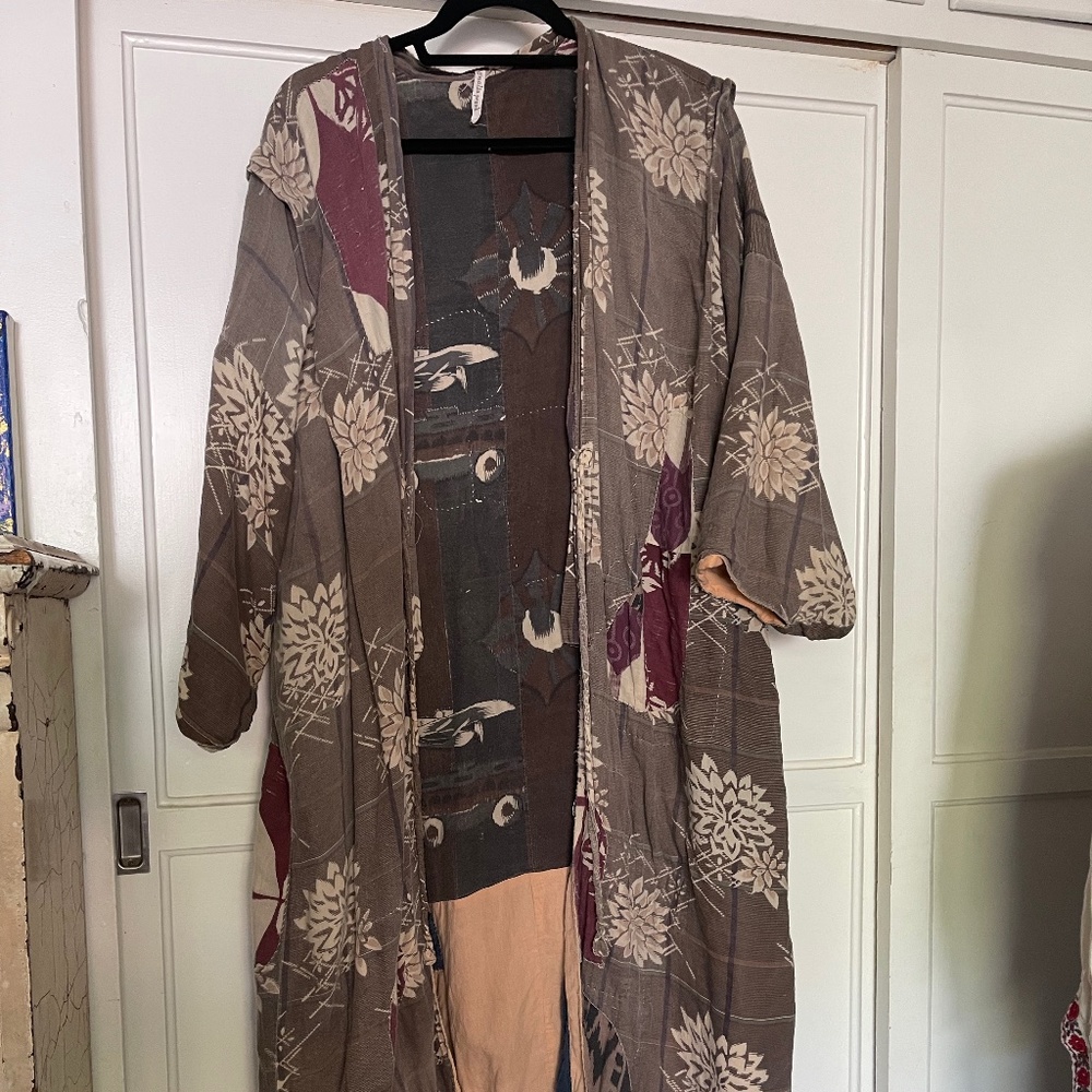 Magnolia pearl duster